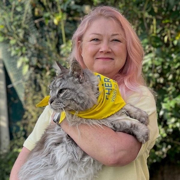 News story_Volunteers' Week_Josie Gordon & Benjen